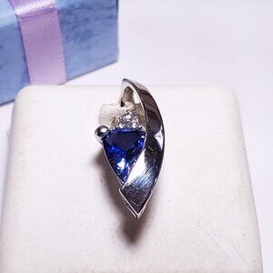 Estate 2.10ctw Trillion Tanzanite &White Sapphire 10Kt W/Gold Slide Pendant23410